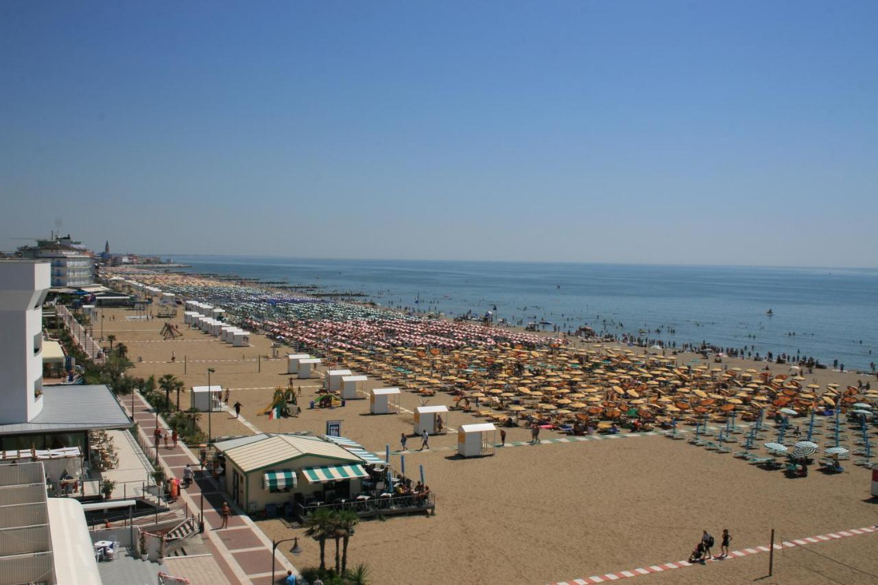 Duca Degli Abruzzi Lägenhet Caorle Exteriör bild